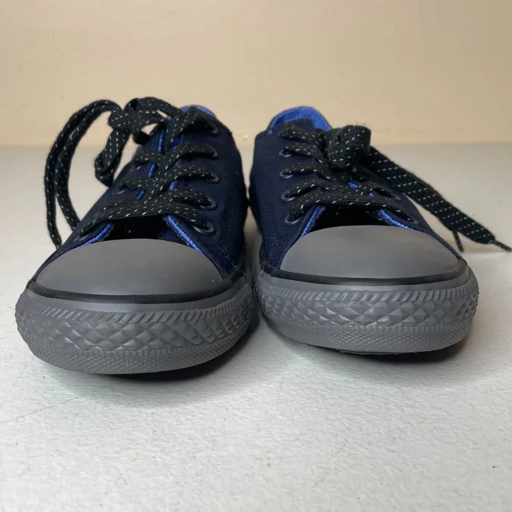 Converse Blue & Gray Kids Low Top Sneakers Size 3